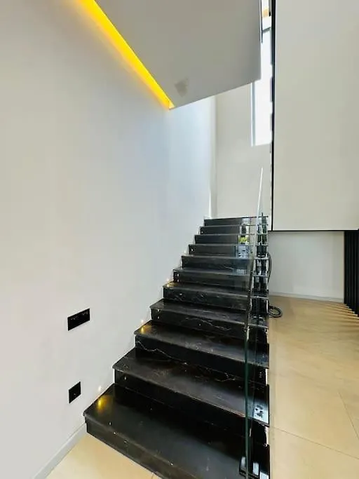 Beautiful Villa With Sea & Pool Baku